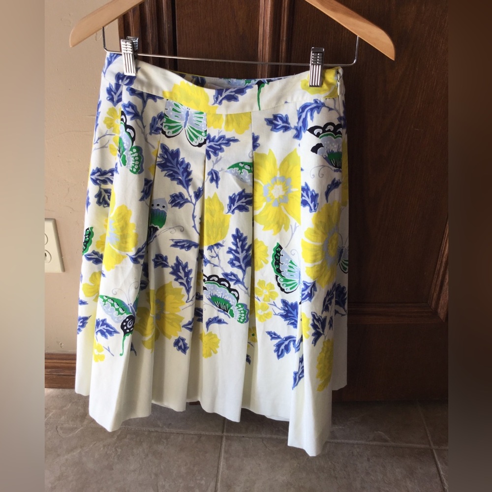 Talbots pleated RSVP yellow/blue skirt size 2